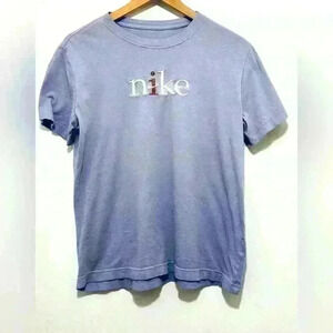 Nike The Nike Tee Loose Fit, Girls Youth Size XL, Lavender with Embroidered Logo